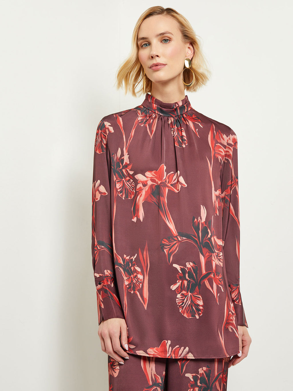 Floral Gathered Mock Neck Crepe de Chine Blouse – meison