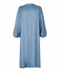 Nalo Smocked Sleeve Midi Dress | Ashley Blue Solid | Masai Copenhagen